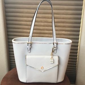 NWT Authentic Michael Kors Saffiano Leather Tote